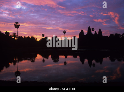 Sonnenaufgang über Angkor Wat, Kambodscha Stockfoto