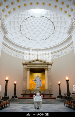 Im Inneren der Kirche unserer lieben Frau in Kopenhagen Dänemark Stockfoto