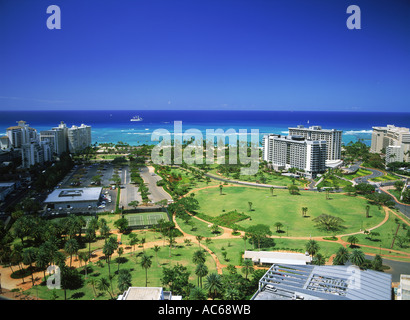 Übersicht über Hotels Fort Derussy Park und Waikiki in Honolulu auf der Insel Oahu, Hawaii Stockfoto