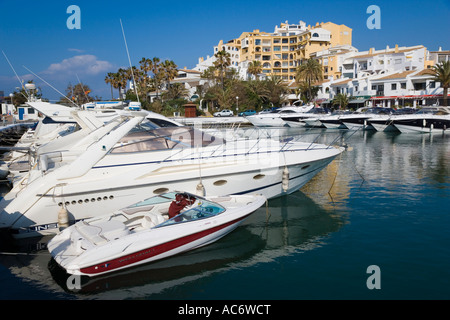 in der Nähe von Marbella, Costa Del Sol, Provinz Malaga, Spanien.  Puerto Cabopino. Stockfoto