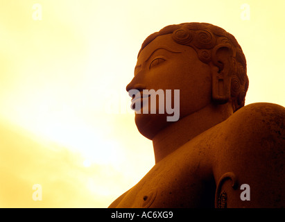 STATUE VON GOMATESHWARA IN SHRAVANABELAGOLA KARNATAKA Stockfoto