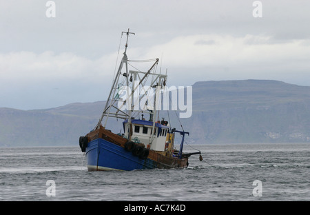 Jakobsmuschel Baggerarbeiten Boot im Firth Of Lorne SAC Scotlands West Küste Stockfoto