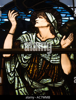 Detail der Glasfenster am St Mungo Museum of Religion in Glasgow Schottland Stockfoto