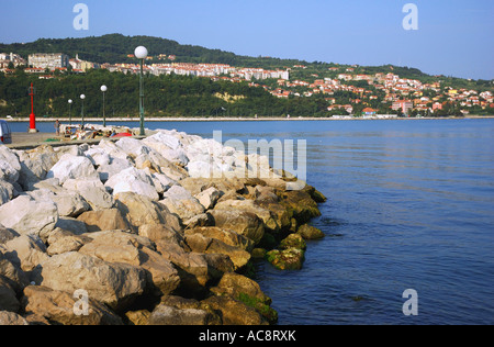 Blick auf Koper direkt am Meer Istrien Primorska Slowenien Capodistria Capo Istrien Istrien Istrien Halbinsel slowenischen Osten Ost-Europa Stockfoto