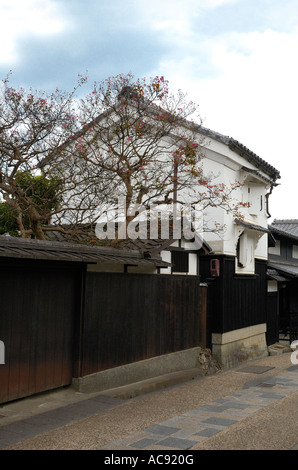 Traditionelle japanische Lagergebäude, bekannt als "Kura". Stockfoto