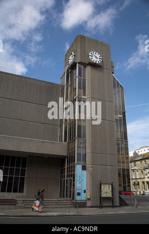 Hove Rathaus, New Church Road, mit Uhrturm Stockfoto