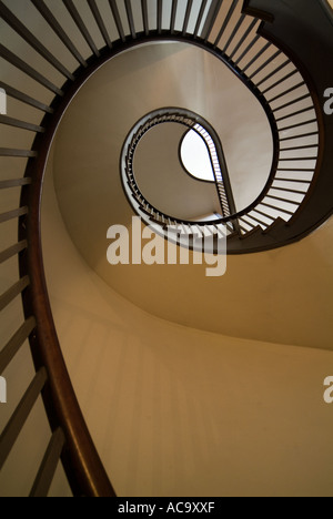 Freistehende Wendeltreppe im Shaker Village in Pleasant Hill Kentucky Stockfoto