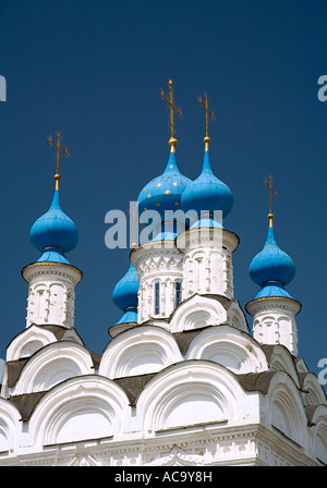 Türme des Klosters Maria Verkündigung. Murom, Russland Stockfoto