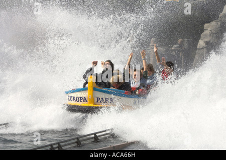 Wasser-Achterbahn Poseidon, Europapark Rust, Baden-Württemberg, Deutschland Stockfoto