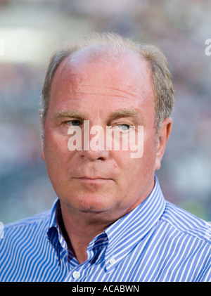 Porträt des FC Bayern general Manager Uli Hoeneß Stockfoto