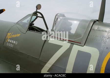 Spitfire Nahaufnahme Cockpit eines 2. Weltkrieg Vintage Supermarine Spitfire Kämpfer wie in der Luftschlacht um England mit Kill Markierungen verwendet Stockfoto