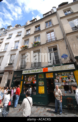 PARIS. L'As du Fallafel jüdisches Restaurant im Marais-Viertel. Stockfoto