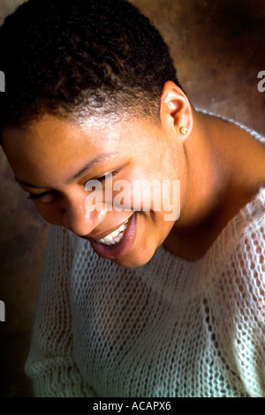 Junge afrikanische amerikanische Frau Stockfoto