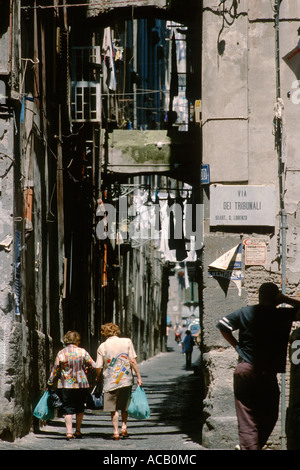 Neapel Italien Via dei Tribunali in der Altstadt Stockfoto
