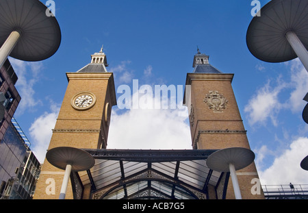 Eingang zum Bahnhof Liverpool Street LONDON EC2 UK Stockfoto