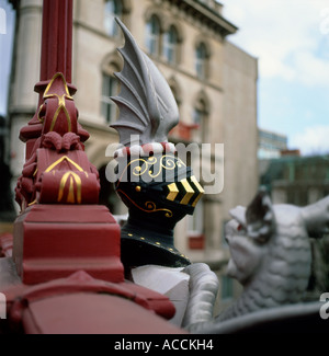 Dekorative historische Relikte auf Holborn Viaduct London England UK Stockfoto