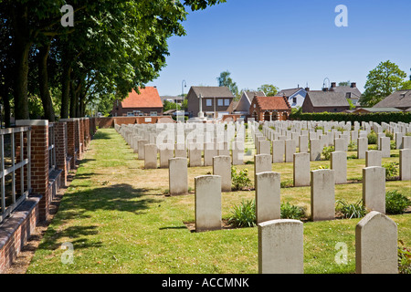 Weltkrieg zwei Gräber auf dem Commonwealth Soldatenfriedhof bei Uden, Niederlande, Holland Stockfoto