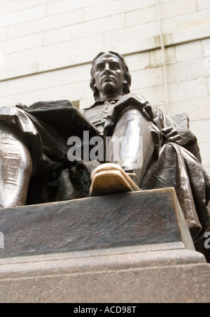 John Harvard Statue in Harvard University Cambridge, Massachusetts Stockfoto