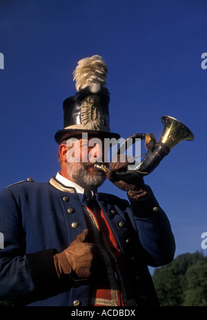 1, 1, Deutsche, Deutsch, Mann, postkutsche Kutscher, Kutscher, Blasen, Jagdhorn, Hohenschwangau, Bayern, Deutschland Stockfoto