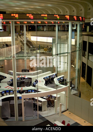 Innenansicht der Topix Tokyo Börse der größte Finanzmarkt in Japan Stockfoto