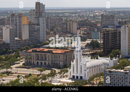 Blick über zentrale Maputo, Rathaus und Dom, Mosambik, SE Afrika Stockfoto