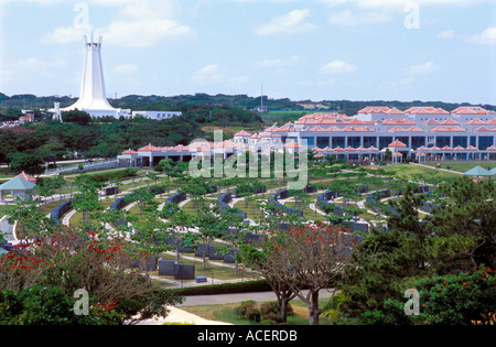 Granit-Denkmäler und Museum im Prefectural Friedenspark auf Okinawa Insel für die Opfer des zweiten Weltkriegs Stockfoto