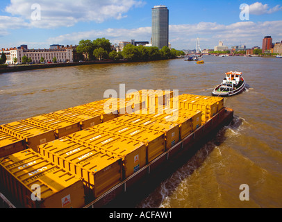 Cory Environmental Services, Schlepper, Themse, London Stockfoto