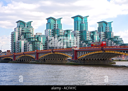 "St. George Wharf" Entwicklung "Vauxhall Bridge", London Stockfoto