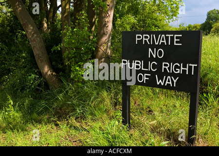 Kein privater Vorfahrt Zeichen in einem Feld in Cambridgeshire England UK Stockfoto