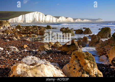 Kreide Felsen am Strand von Seaford Kopf, South Downs Way, 7 Schwestern Klippen, Sussex, England, Großbritannien, UK, Stockfoto