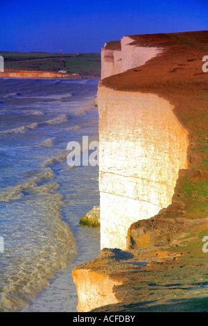 Blick entlang der Prachtnelke Kreidefelsen, Strand von Seaford Kopf, South Downs Way, 7 Schwestern Klippen, Sussex, England, Großbritannien, UK, Stockfoto