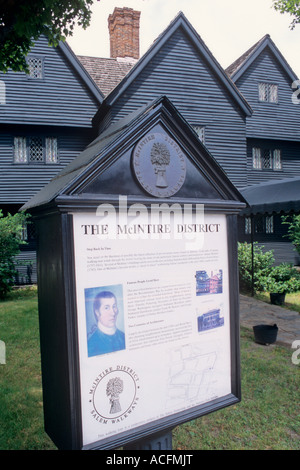 Die McIntire Bezirk Nord und Essex Straße Salem Massachusetts Stockfoto