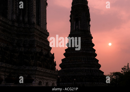 Wat Arun Tempel der Morgenröte Bangkok Thailand Stockfoto