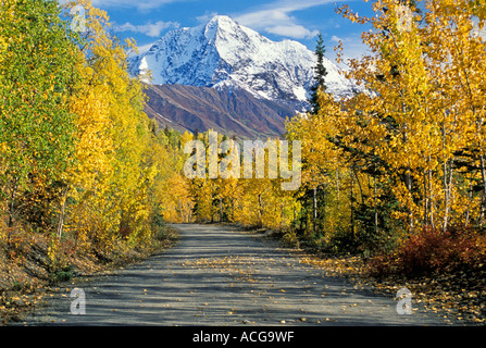 Eklutna Lake in der Nähe von Anchorage in Alaska im Herbst Stockfoto