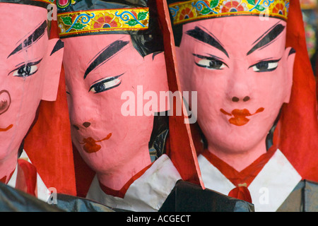 Religiöse Bildnisse auf Cheung Chau Insel Bun Festival Hong Kong SAR Stockfoto