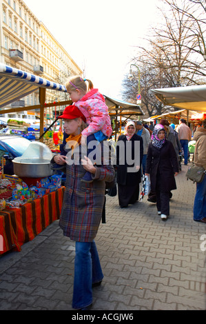 Türkenmarkt türkischen Markt im Bezirk Kreuzberg Berlin Deutschland EU Stockfoto