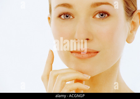 Porträt Frau die Hände auf ihr Gesicht Stockfoto