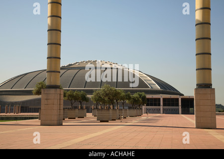 Palau Sant Jordi Stadion entworfen von dem japanischen Architekten Arata Isozaki, Montjuic, Barcelona, Katalonien, Spanien Stockfoto