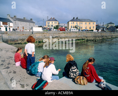 Kilronan auf Inishmore Aran Inseln Grafschaft Clare Irland Eire Stockfoto