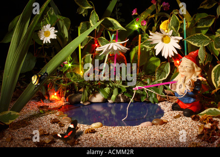 Eine Fantasie-Mitternacht-Garten. Stockfoto