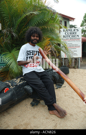 Leslie Hobbler Mayi Wunba Player Didgeridoo Kuranda Queensland Australien dsc 0097 Stockfoto