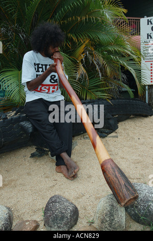 Leslie Hobbler Mayi Wunba Player Didgeridoo Kuranda Queensland Australien dsc 0099 Stockfoto