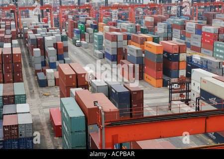 Kwai Chung Containerhafen in Hong Kong Stockfoto