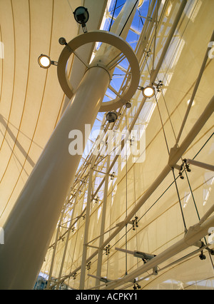 Architektonisches Detail - Spalte und Stoff detail an der dynamischen Erde Pavillon Edinburgh von Architekt Michael Hopkins. Stockfoto