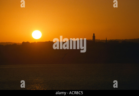 Sonnenuntergang über der Stadt Tanger Marokko Stockfoto