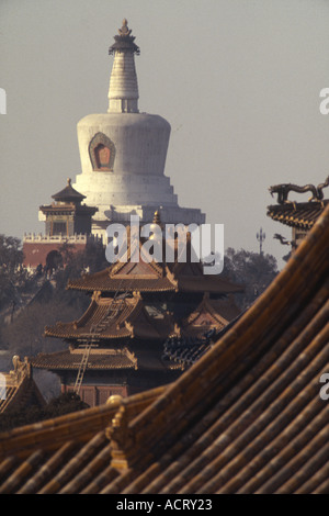 Landschaft der weißen Dagoba in Peking China Stockfoto