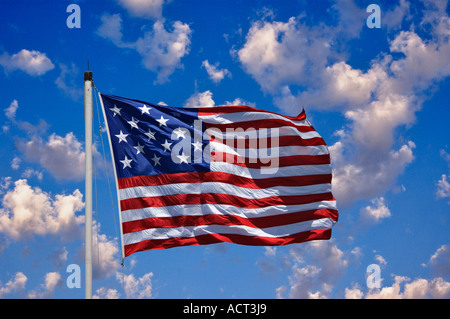 1795-Flagge der Vereinigten Staaten sowie Luž Wolken Stockfoto