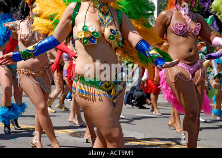 "Tanzende Mädchen, ^ Carnaval, San Francisco" Stockfoto