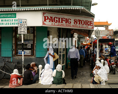 Busy Street Pacific Store Parkplatz Schild Chinatown Port Louis, Mauritius Stockfoto