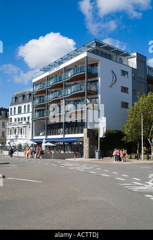 dh-Brückenwaage ST HELIER JERSEY Royal Yacht Hotel-Gebäude Stockfoto